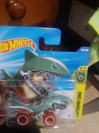 Hot Wheels Shark Bite TH 229/250