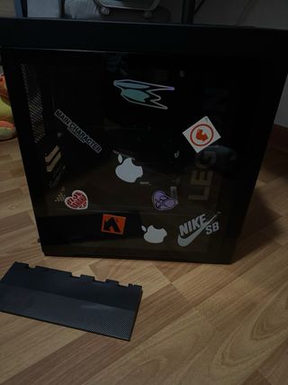 Caja PC Lenovo Negra