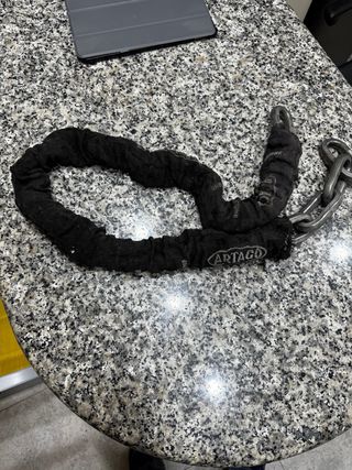 Cadena de seguridad Artago