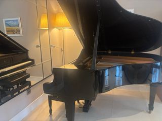 Piano de cola Steinway & Sons modelo S