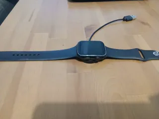 Reloj Inteligente Negro con Cargador