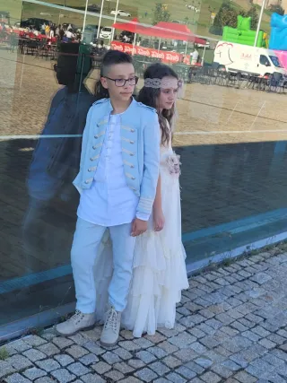 Traje comunión Hortensia Maeso blanco/ azul cielo