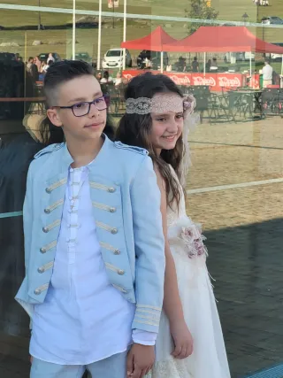 Traje comunión Hortensia Maeso blanco/ azul cielo