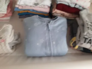 Lote Ropita Bebé: Bodies y Pijamas