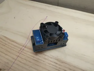 Carga Electrónica XY-FZ35