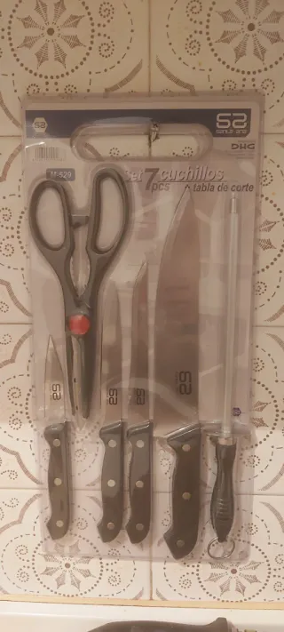 Set 7 Cuchillos DHG con Tijeras