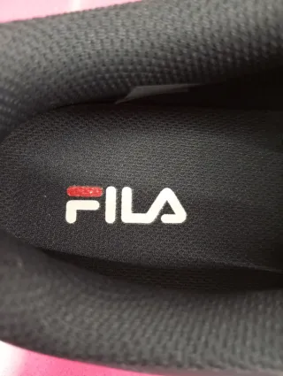 Zapatillas Fila Hombre Blancas y Azul Marino