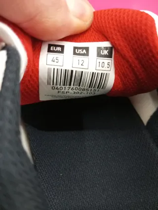 Zapatillas Fila Hombre Blancas y Azul Marino