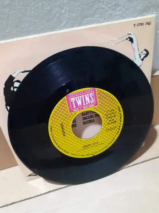 Pistones Amiga Lola Vinilo.