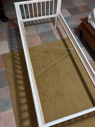 Cama infantil IKEA blanca