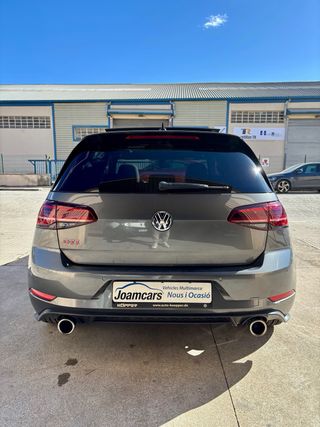 Volkswagen Golf GTI Performance 245cv DSG