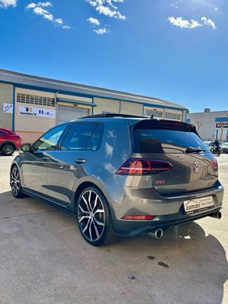 Volkswagen Golf GTI Performance 245cv DSG