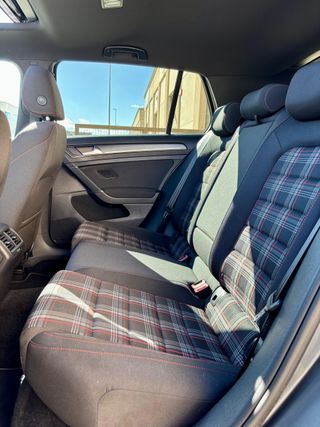 Volkswagen Golf GTI Performance 245cv DSG