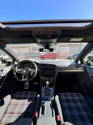 Volkswagen Golf GTI Performance 245cv DSG