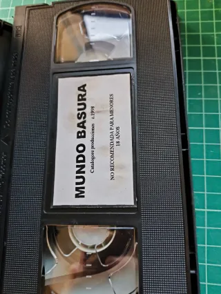 Mundo Basura VHS Cult Terror Español