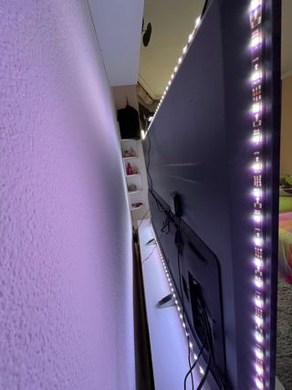 TV Hisense 65 con luces Govee T1