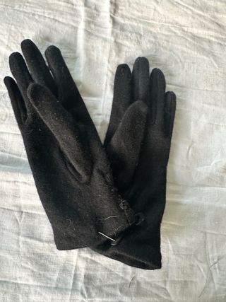 Guantes negros con lazo y adorno de lazo