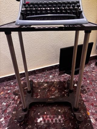 Máquina de Escribir Hispano Olivetti Lexicon 80