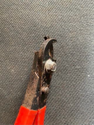 Alicate Cortacables Facom