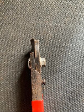 Alicate Cortacables Facom