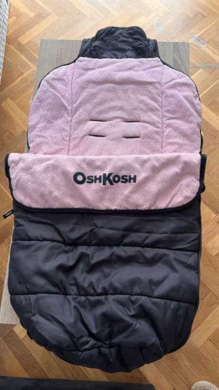Saco silla paseo OshKosh rosa y negro