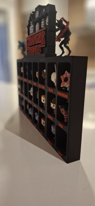 Expositor Kinder Joy Stranger Things