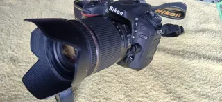 Cámara Nikon D7100 + Tamron 18-200 VC