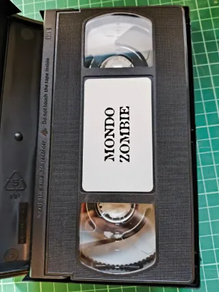 Mondo Zombie VHS - Cult Horror
