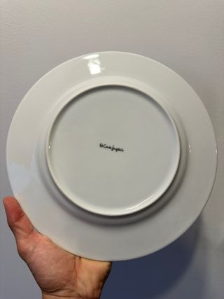 Platos, tazas, sartén, vasos