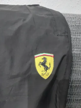Pantalón chándal Ferrari