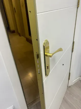 Cambio de cerraduras por robo en Granollers