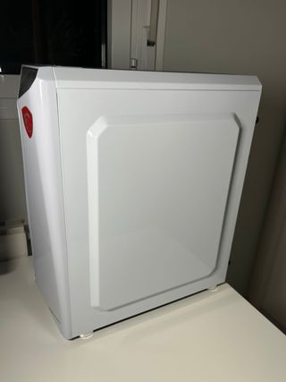 PC Gaming Blanco con RGB