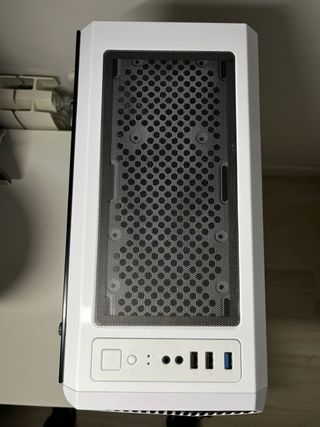 PC Gaming Blanco con RGB