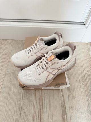 Zapatillas Asics Kayano 32 Talla 40’5 nuevas