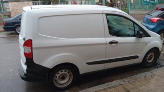 Ford E-Transit Courier 2015 1.5 tdci 75 cv