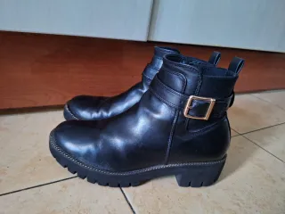 Botines negros talla 37