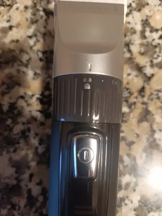 Corta pelos Remington Negro