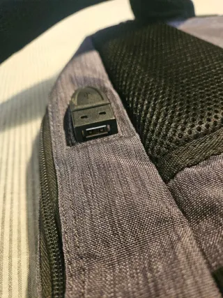 Mochila Vbiger Nueva para Viajes con combinación