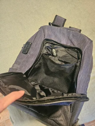 Mochila Vbiger Nueva para Viajes con combinación