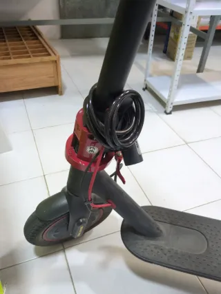 Patinete Xiaomi Pro con cargador,hinchador,candado