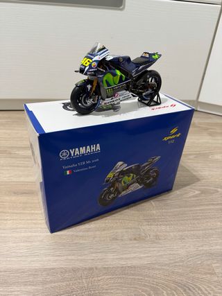 Yamaha YZR M1 Valentino Rossi 2016