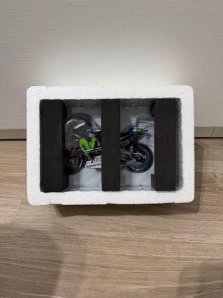 Yamaha YZR M1 Valentino Rossi 2016