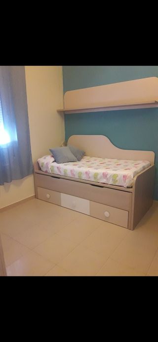 Cama nido beige y blanca