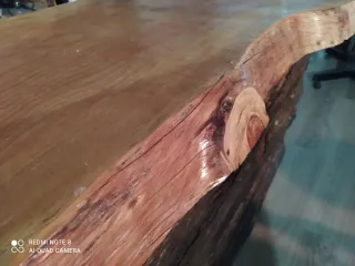 Mostrador artesano de madera