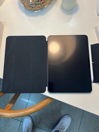 iPad Pro 11 M4 Plata con apple pencil pro, funda