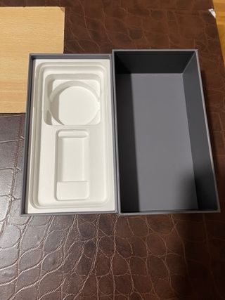 Caja iPhone 8 Plus gris espacial 256GB