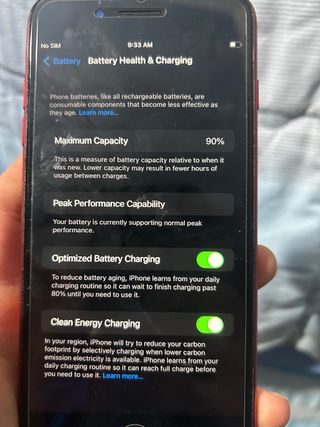 iPhone 8 Plus Rojo - 90% Capacidad Batería