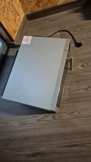 Microondas con Grill Taurus MW2591XDG - 900W/1000W