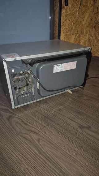 Microondas con Grill Taurus MW2591XDG - 900W/1000W