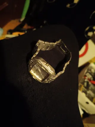 Reloj Exit Cuarzo Dorado y Plateado